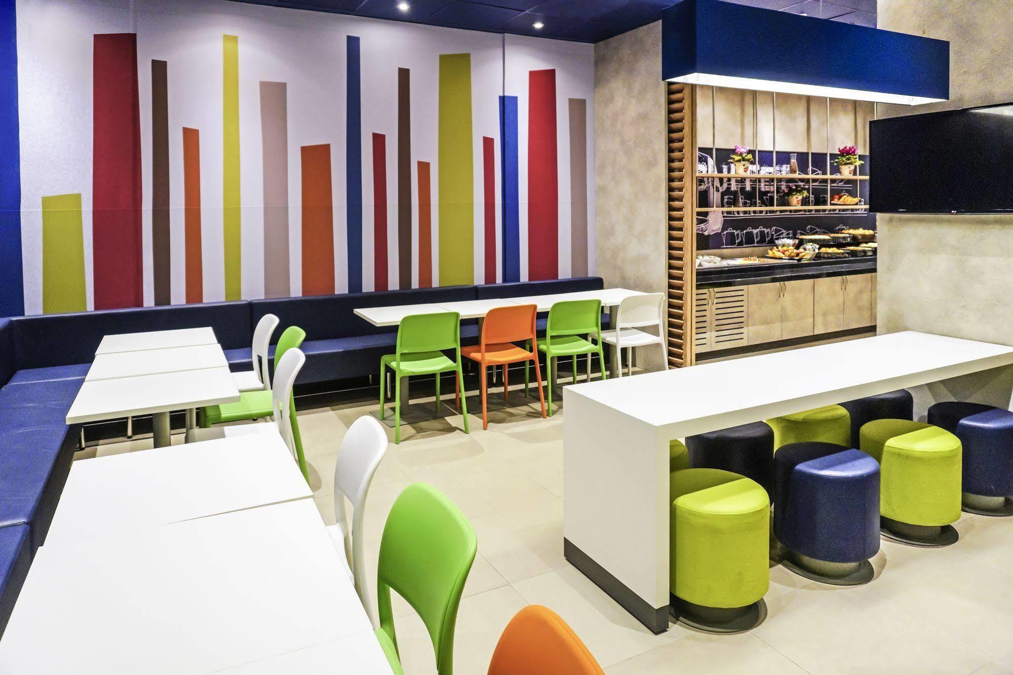 Ibis Budget Hyères Kültér fotó